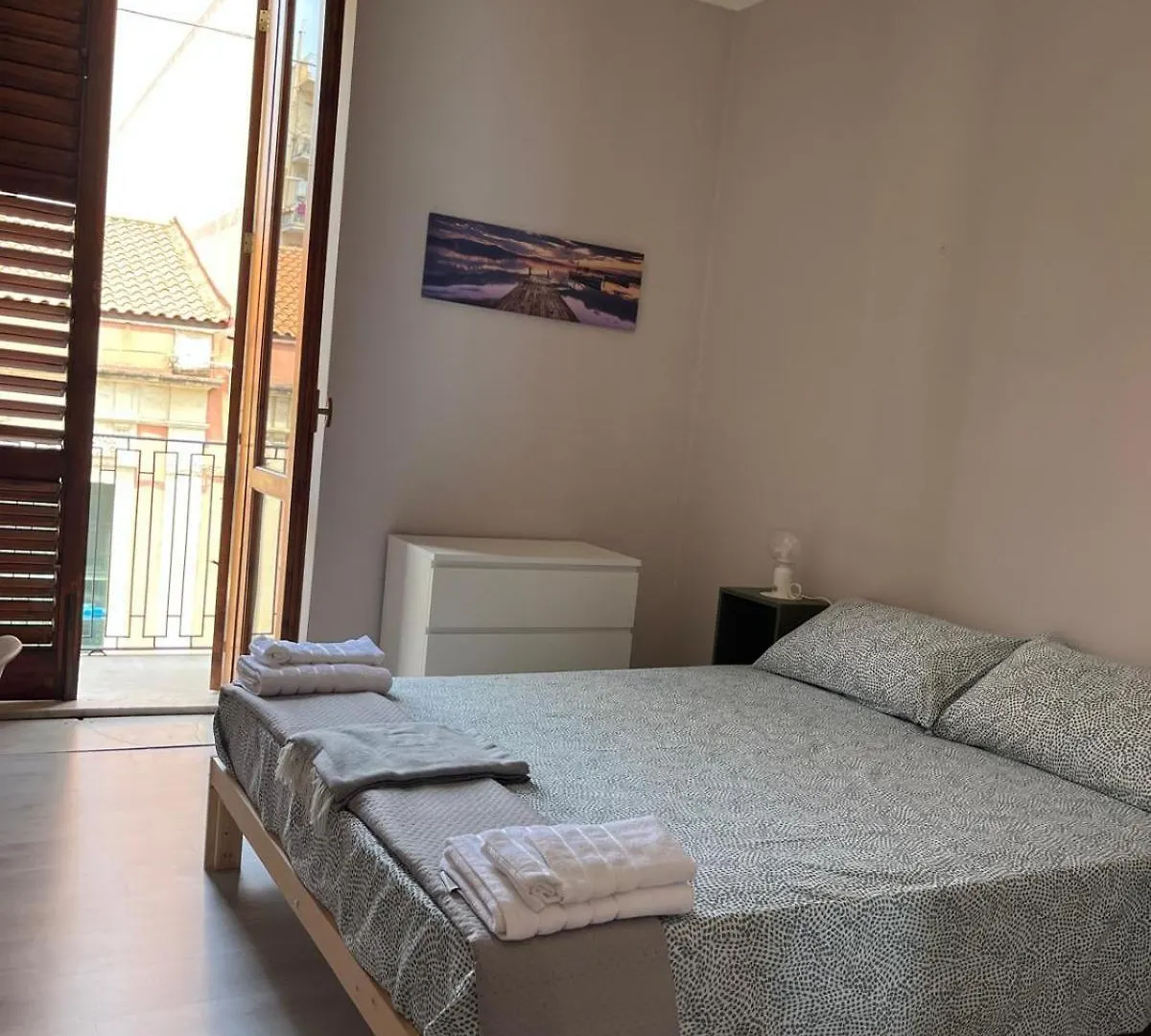 La Sicula Atene City Central House 200 Mt From Metro Giuffrida Catania Italia