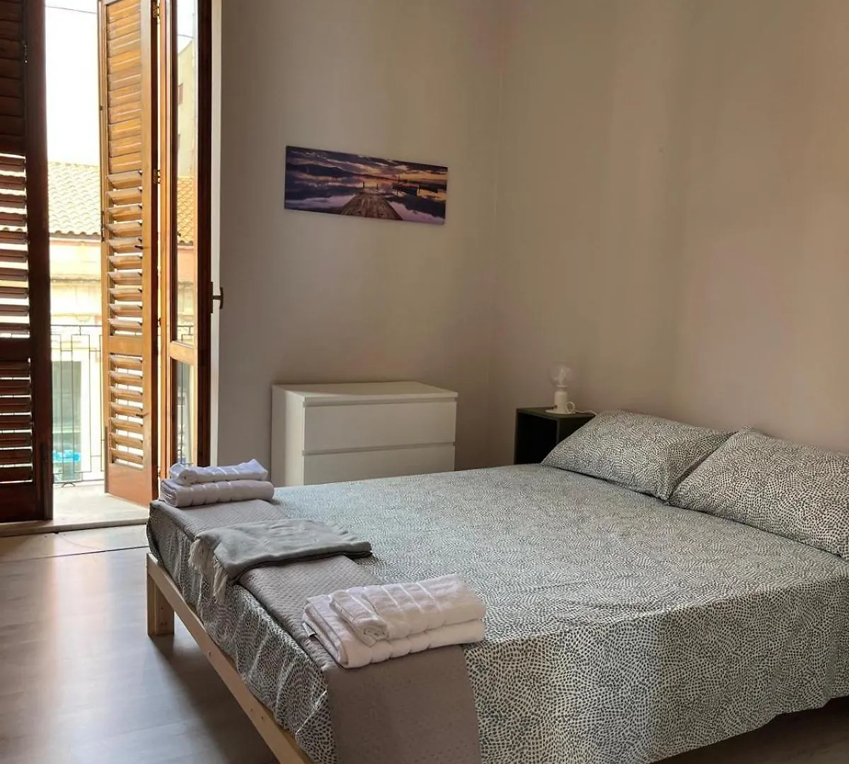 La Sicula Atene City Central House 200 Mt From Metro Giuffrida Catania 0*,  Italia