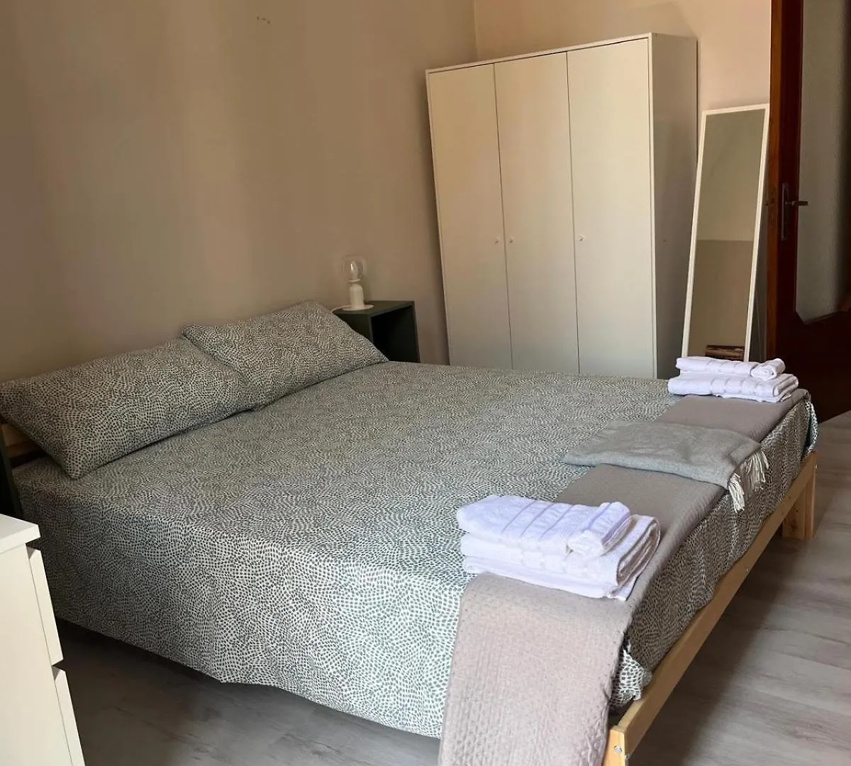 La Sicula Atene City Central House 200 Mt From Metro Giuffrida Catania Bed & Breakfast