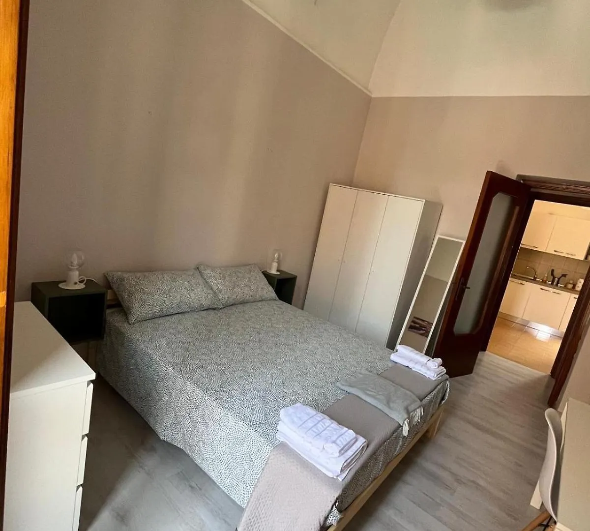 La Sicula Atene City Central House 200 Mt From Metro Giuffrida Catania Italia